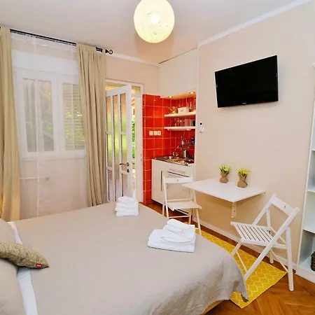 Apartment Doroti